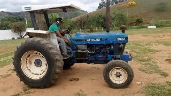 Curso de Operador de Trator Agr&iacute;cola