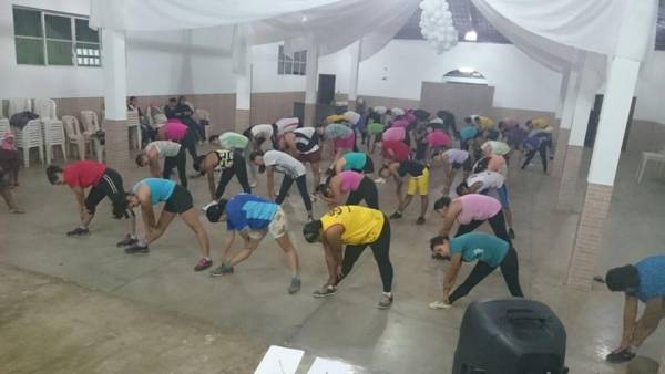 Aulas de dança ofertadas pelo Centro de Referência de Assistência Social 2015